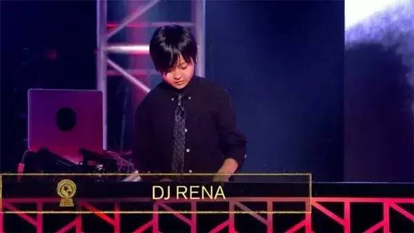 DJ RENA.jpeg